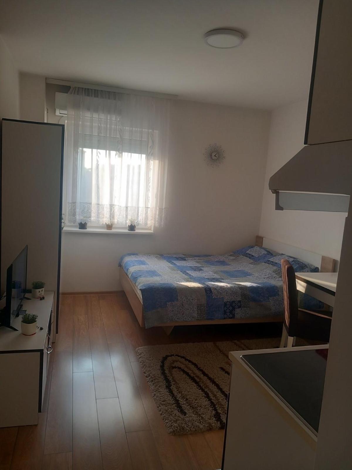 Ferienwohnung Stan Na Dan Loznica Exterior foto